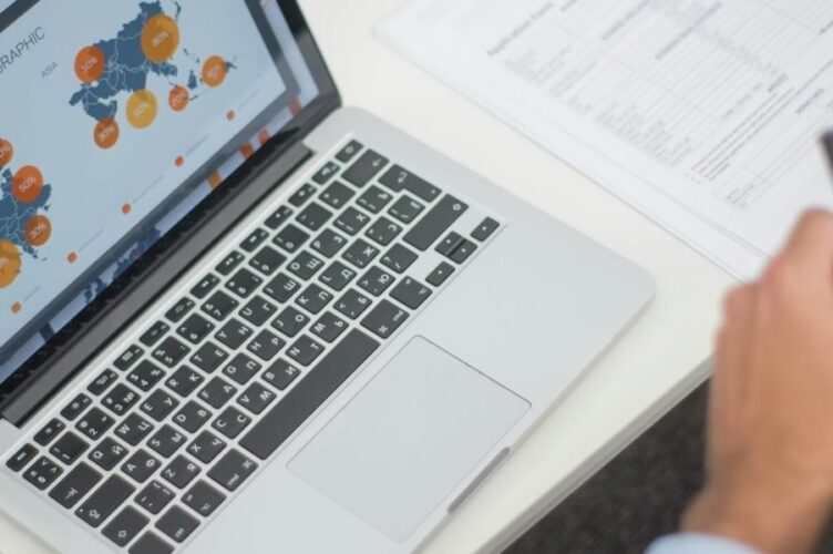 This guide explains how to find legitimate, high-quality remote sales jobs using international job boards in 2026. It describes why broadening your search beyon...